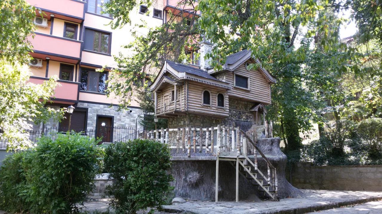 парк юлия Apartment *